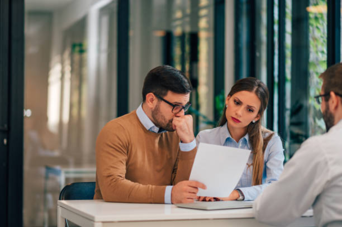 Separated couple discussing divorce rights with UK family solicitor
