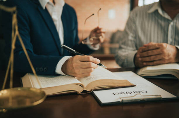 what-is-civil-litigation-uk Explanation of civil litigation in the UK – legal process to resolve disputes